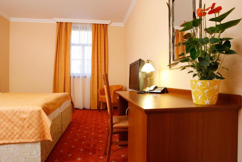 Hotel Majolika Modra Room photo