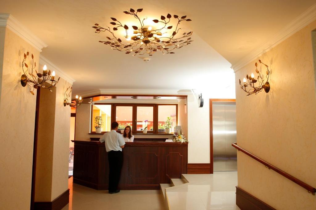 Hotel Majolika Modra Exterior photo